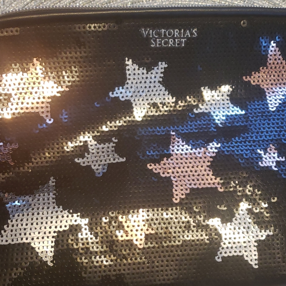 NWT Victoria Secret Makeup Bag, Life of th… - Picture 3 of 6